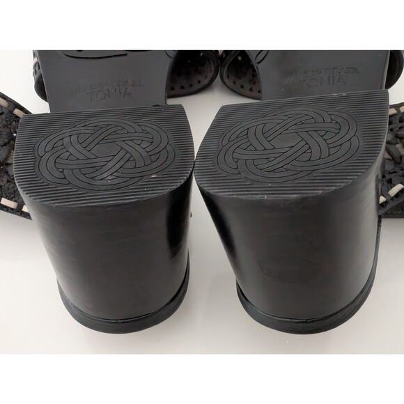 NWOB Brighton Tonia Block Heel Black Sandals Size 8 - Picture 7 of 8